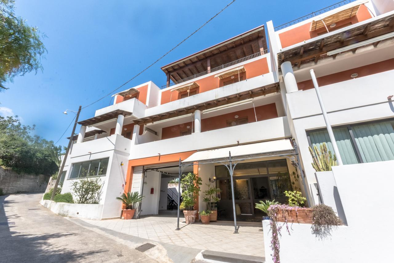 Residence Hotel Baia Portinenti 리파리 외부 사진