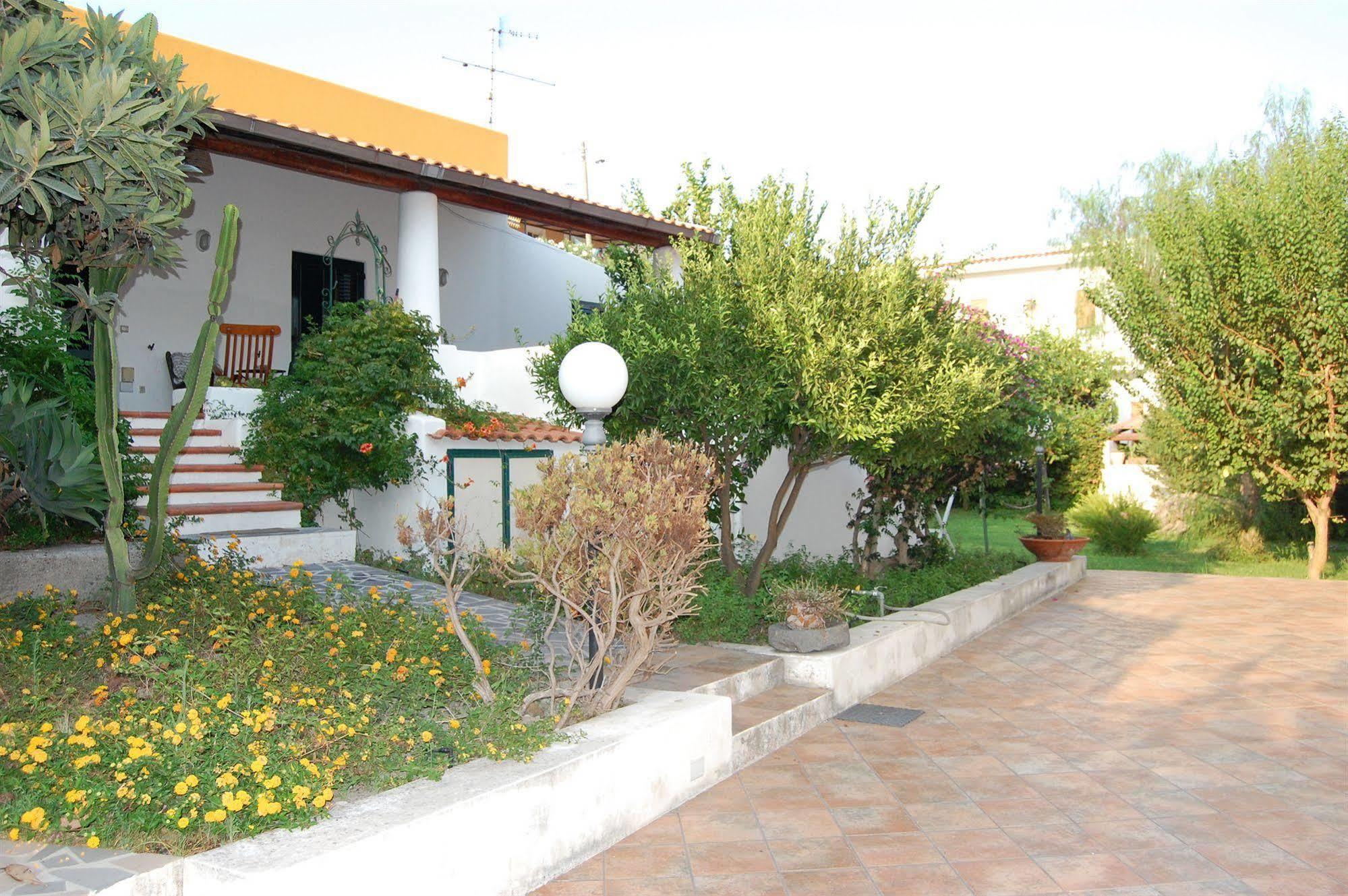 Residence Hotel Baia Portinenti 리파리 외부 사진